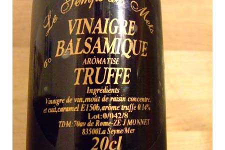 Vinaigre balsamique à la truffe vinaigre balsamique truffe Vinaigre balsamique à la truffe