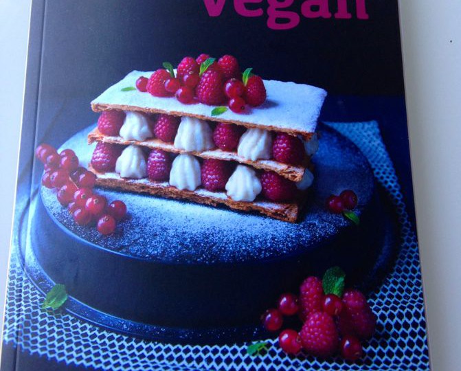 Livre : 25 desserts vegan de Marie Laforêt